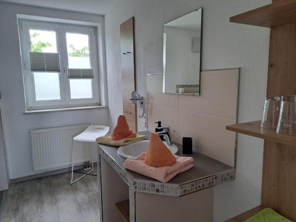 Rathausstuben Hotel Wackersdorf Luaran gambar