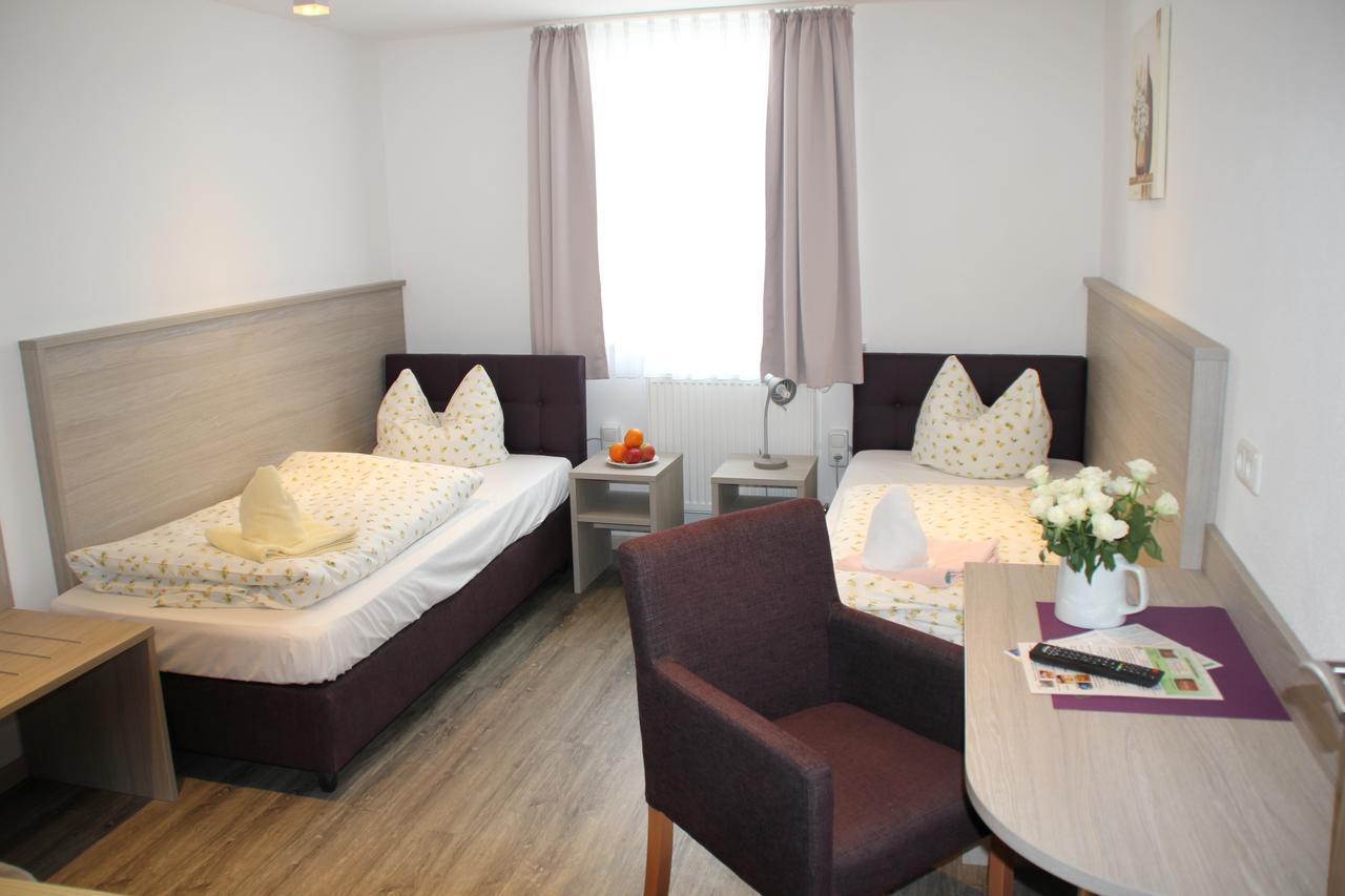 Rathausstuben Hotel Wackersdorf Luaran gambar