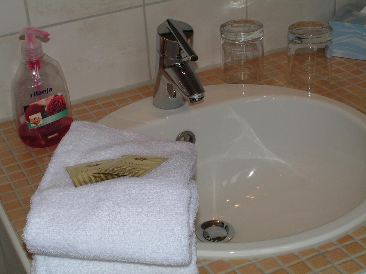 Rathausstuben Hotel Wackersdorf Luaran gambar