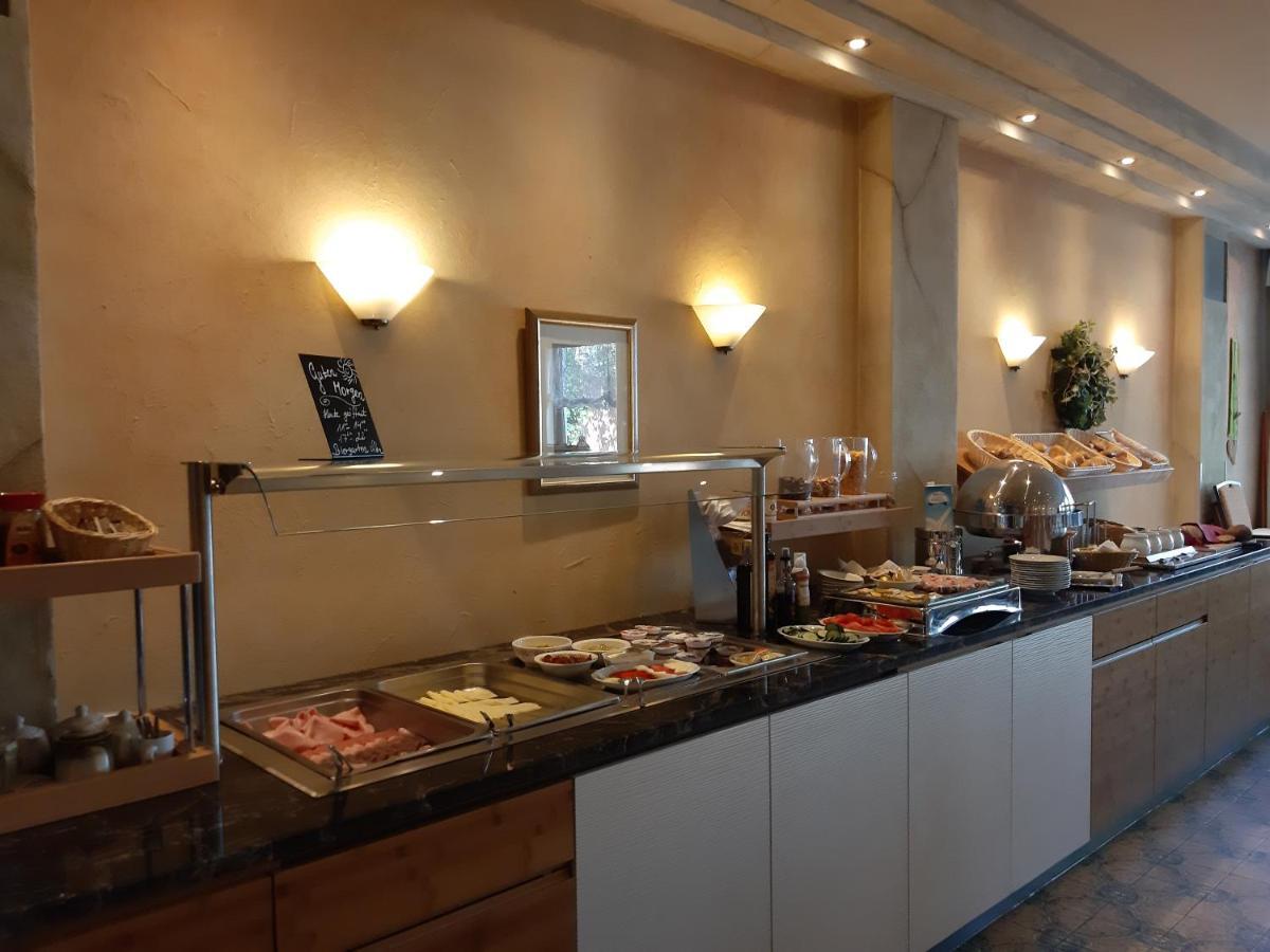 Rathausstuben Hotel Wackersdorf Luaran gambar